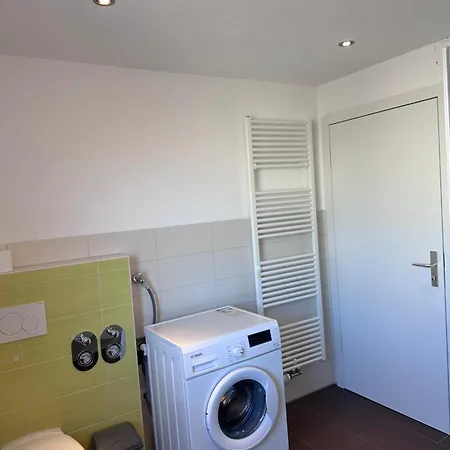 Family Bavaria شقة *